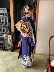 Beauty salon みどり(ビューティサロン ミドリ)