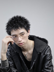 スパイキーショート - メンズヘア整形サロン GOALD 名古屋 栄掲載