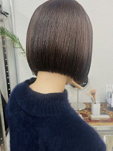 綺麗なラインの大人ボブ - BOW掲載