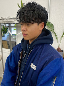 癖毛風メンズパーマ