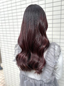 レイヤーカット/小顔カット/顔まわりカット/カシスピンク - LAULEA 表参道掲載