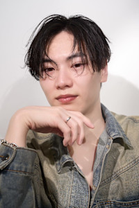 曲がる縮毛矯正/メンズサロン/メンズ/眉毛/眉毛カット/眉毛 - MEN'S salon HYPE 三宮 メンズカット/パーマ/ハイライト/眉毛ワックス掲載