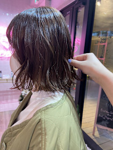 人気のボブスタイル - LAID BACK掲載