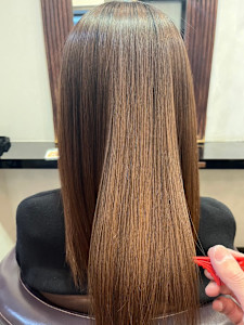 艶髪ストレートロングヘア★髪質改善/ 縮毛矯正(赤羽駅美容室 - OHI 赤羽店掲載