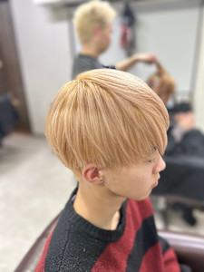 ブロンドベージュ  - GLADGE池袋/ダブルカラー/ブリーチ掲載