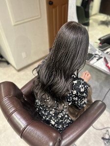 ダークグレージュ - GLADGE池袋/ダブルカラー/ブリーチ掲載