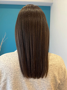 アッシュ×セミロング×髪質改善カラー - UNPEU掲載