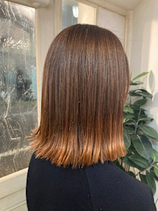 落ち着きのあるエンドカラー裾カラー大人かわいいグラデーション - CHAINON掲載