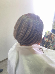 白髪ぼかしカラー - L.O.T.　Hair Resort掲載