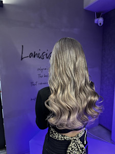 シルバーグラデーション - Lanisis Hair掲載
