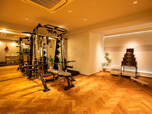 美容パーソナルトレーニングジム LUXURY GYM YOKOHAMA 関内店(ビヨウパーソナルトレーニングジムラグジュアリージムヨコハマカンナイテン)