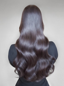 大人可愛い大人美人くすみカラーアッシュグレーベージュ - oneday /表参道/髪質改善/縮毛矯正掲載