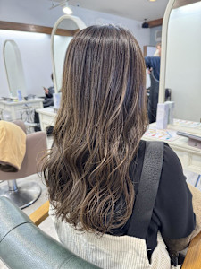 大人かわいい / グレージュカラー - latte hair lemie掲載