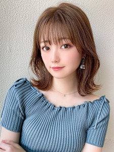 韓国風美髪外ハネボブくびれミディアムレイヤーワイドバング - AFLOAT/L 錦糸町【アフロートエル】掲載
