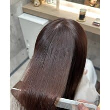 レッドブラウン - ARiA by ECLART新宿南口店掲載