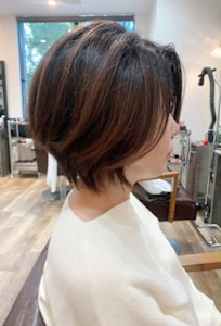 【WORKS】大人可愛いショートボブ×イルミナカラー - WORKS掲載