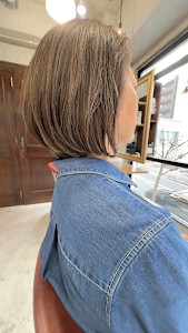 大人小顔似合わせボブヘア。