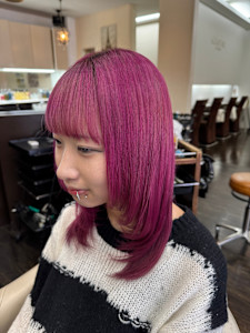 フェイスレイヤーでシアーな魅力と小顔を実現 - Chart Reuse シャルトルーズ掲載