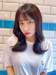 韓国髪質改善レイヤーカットホワイトブロンドワイドバング美髪 - Reve by Lond掲載