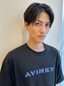 センターパート／ニュアンスパーマ／黒髪/2way／