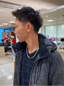 ツイストスパイラル波巻きシャドウメンズパーマ東京銀座有楽町 - Charm by KENJE掲載