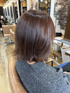 切りっぱなしボブ - SHIAN 八王子店掲載