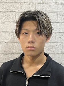 メンズ／センターパート／ツーブロック／刈り上げ - グレイスフルバーバー プラチナム掲載