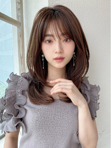 イメチェン後れ毛が可愛い顔周りレイヤー美髪アッシュベージュ  - AFLOAT/L 錦糸町【アフロートエル】掲載