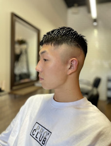 スキンフェード - BARNEYS　HAIR掲載