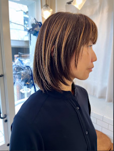 大人女性のミディアムレイヤースタイル - gem掲載