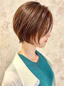 ミルクティーベージュ マッシュショート レイヤーボブ - GRITTERs 仙台中央店【グリッター】掲載