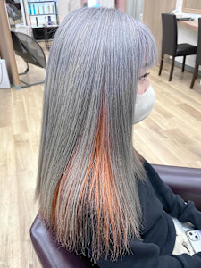 《ハイトーンカラー》シルバー×インナーオレンジ - 美容室KISEI イオン仙台中山店掲載