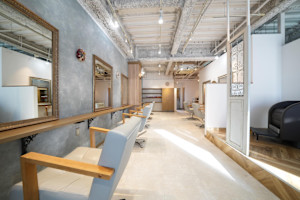 tocca hair&treatment 赤羽駅東口店(トッカ ヘアーアンドトリートメント)