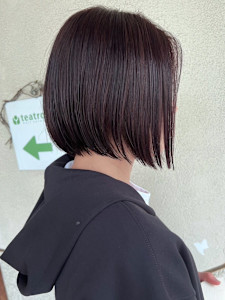 切りっぱなしボブ 艶髪 ダメージレス ラベンダーベージュ - ROCA by teatro hair salon掲載