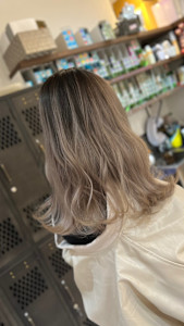 ケアブリーチ　透明感カラー　グレージュ　アッシュ　オリーブ - N° rico 名駅掲載