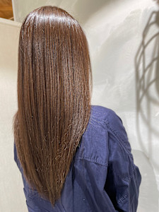 メテオカラーロング - hairmake＆design Axe-l掲載