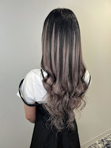 ローライトスタイルでギャル映えスタイルに！ - Bulansis Hair掲載