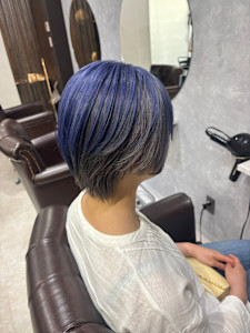 アンブレラカラー×ブルー×シルバー - GLADGE池袋/ダブルカラー/ブリーチ掲載