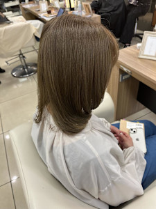 【老沼】イメチェン/ホワイトブロンド/外ハネボブ/美髪