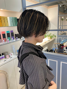 黒髪ハイライトミニボブ刈上げ２ブロック赤羽美容室