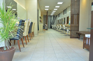 vis-a-vis 板橋店(ヴィザヴィ イタバシテン)
