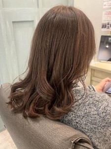 【ヘアジュレドゥ 安江】白髪ぼかし - hair jurer deux掲載