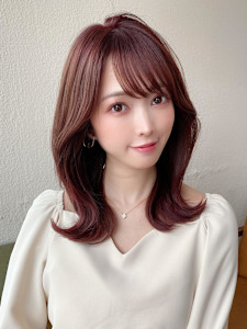 ホワイトグレージュ後れ毛が可愛い顔周りレイヤーミニウルフ - AFLOAT/L 錦糸町【アフロートエル】掲載