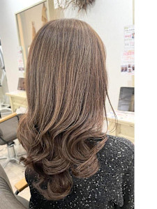 【ヘアジュレドゥ 安江】白髪ぼかし - hair jurer deux掲載