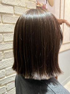 【ヘアジュレドゥ 松田】艶髪　白髪ぼかし - hair jurer deux掲載