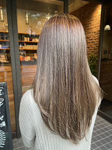 ブリーチ無しベージュヘア - 半個室型美容室 Sourire 博多店掲載