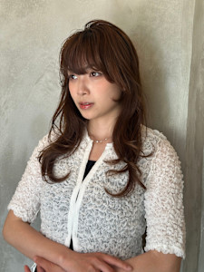 池袋 髪質改善 レイヤー ワンカール ツヤ感 ブラウン♪ - LILIANA掲載