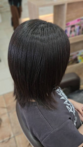 大人可愛いミディアムヘア