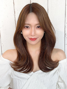 後れ毛が可愛い顔周りハイレイヤーロングチェリーブラウン  - AFLOAT/L 錦糸町【アフロートエル】掲載