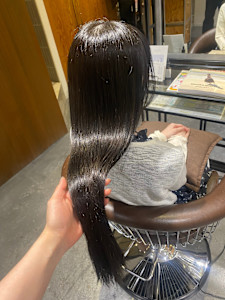 カラー/イルミナカラー/グレージュ/ブラック/暗髪/艶髪 - LILIANA掲載